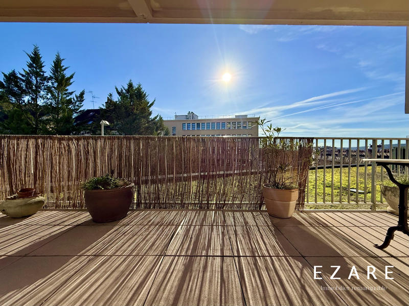 Appartement - 122 m² - 5 pièces