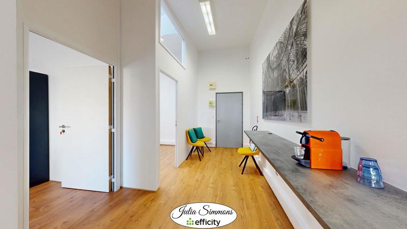 Bureau - 60 m² - 4 pièces