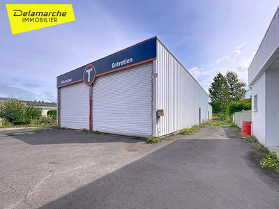 Local d'activité / Entrepôt - 390 m² - 4 pièces