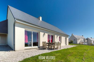 Maison - 96 m² - 4 pièces