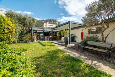 Maison - 157 m² - 6 pièces