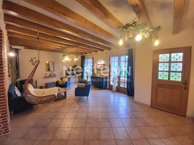 Maison - 170 m² - 8 pièces