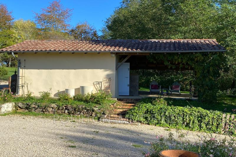 Maison contemporaine - 230 m² - 7 pièces