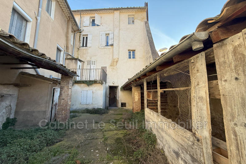 Maison - 215 m² - 9 pièces