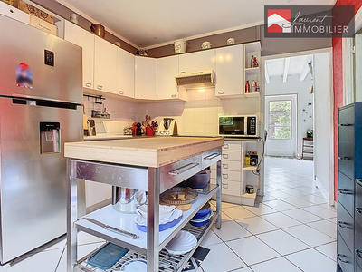 Maison - 83 m² - 3 pièces