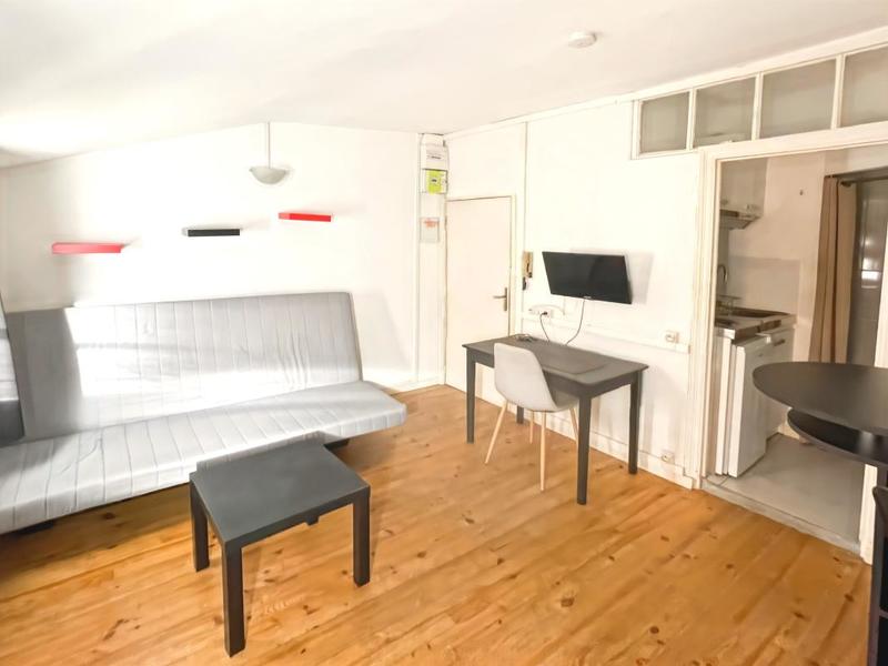 Studio - 17 m² - 2 pièces
