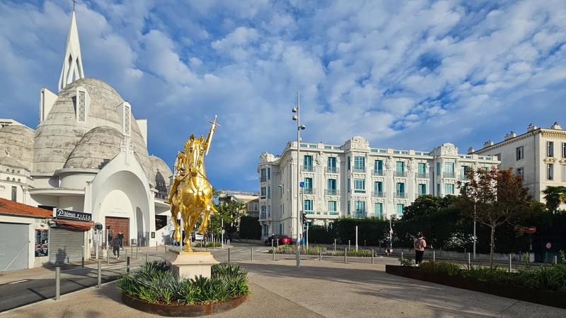 Appartement bourgeois - 144 m² - 6 pièces