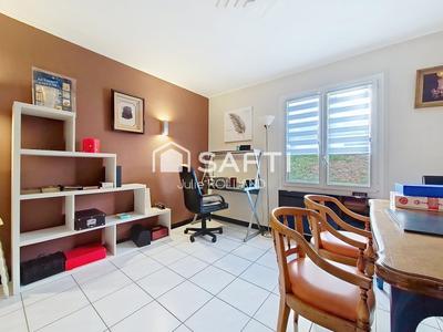Maison - 123 m² - 6 pièces