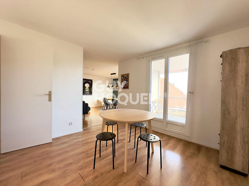 Appartement - 100 m² - 4 pièces