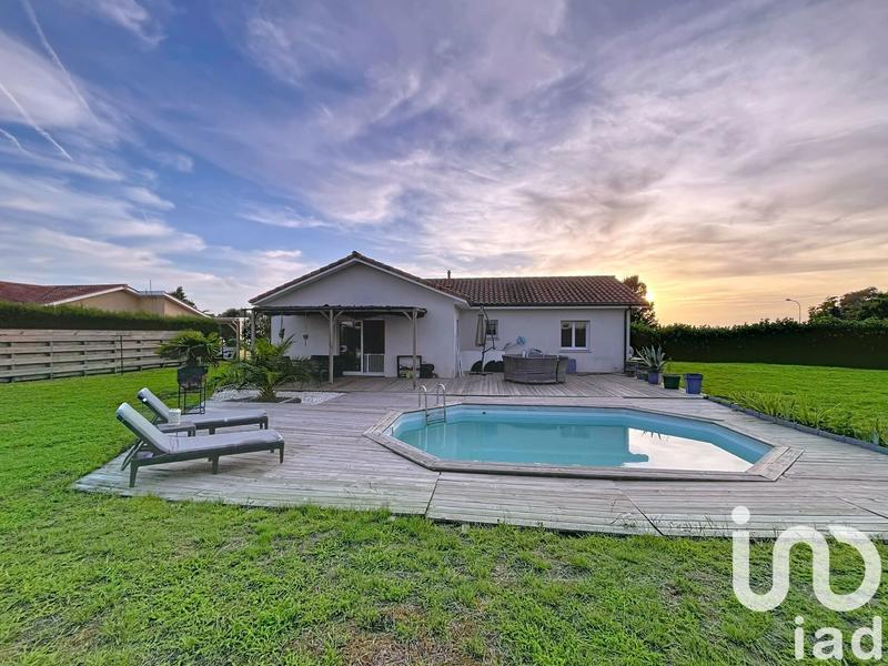 Maison - 95 m² - 5 pièces