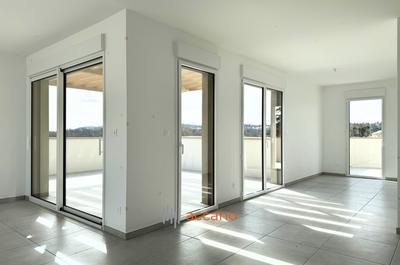 Appartement - 107 m² - 4 pièces