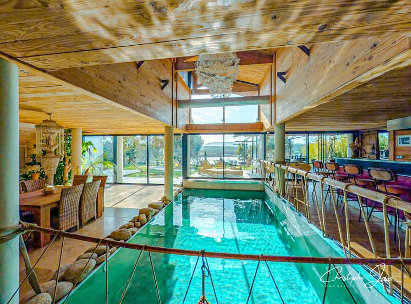 Villa - 231 m² - 5 pièces