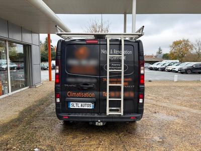 Renault Trafic III Van 2.0 Dci 200 Ch 6 places Tva Recuperable Garantie Mois / Reprise Possible