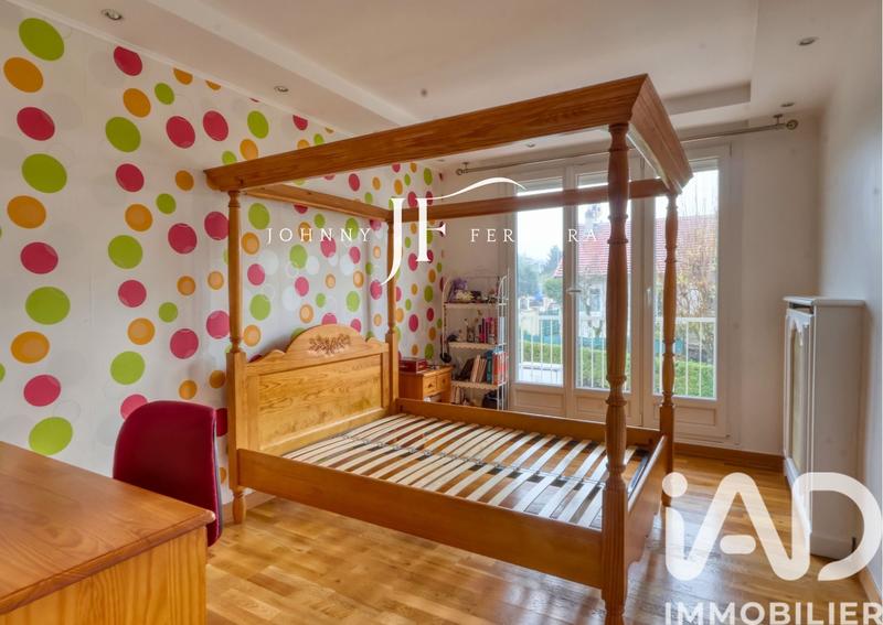 Appartement - 94 m² - 4 pièces