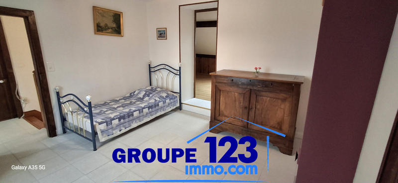 Maison - 176 m² - 7 pièces