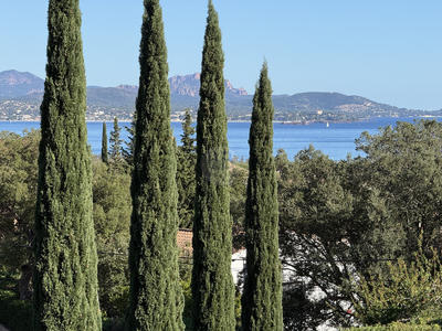 Villa - 250 m² - 7 pièces