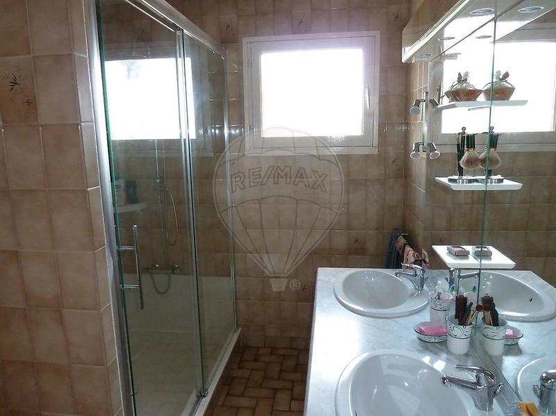 Maison en pierre - 102 m² - 6 pièces