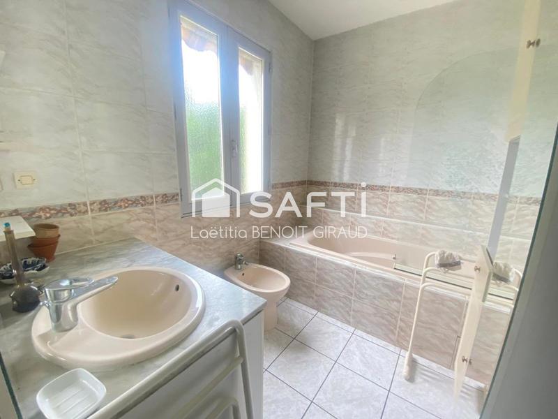 Maison - 88 m² - 3 pièces