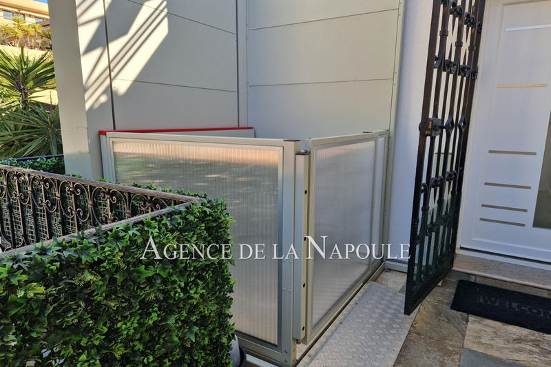 Appartement - 109 m² - 3 pièces