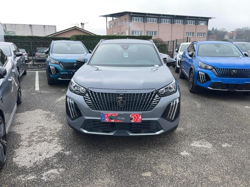 Peugeot 2008 II 100 ch Allure