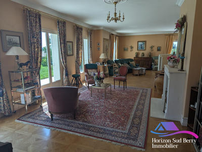 Maison - 220 m² - 5 pièces