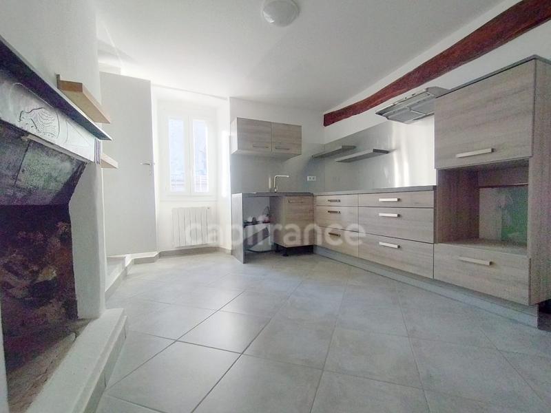 Appartement - 81 m² - 4 pièces