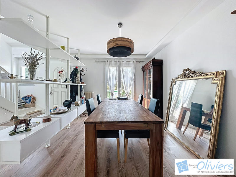 Maison - 117 m² - 6 pièces