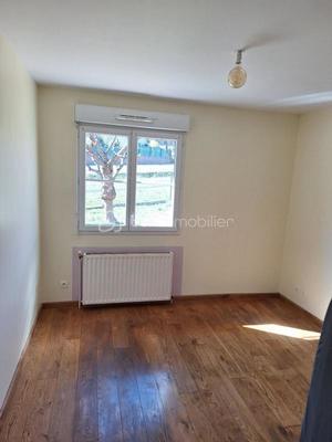 Maison traditionnelle - 110 m² - 5 pièces