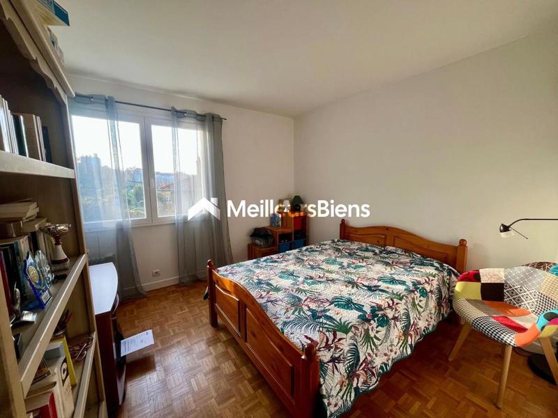 Villa - 175 m² - 8 pièces