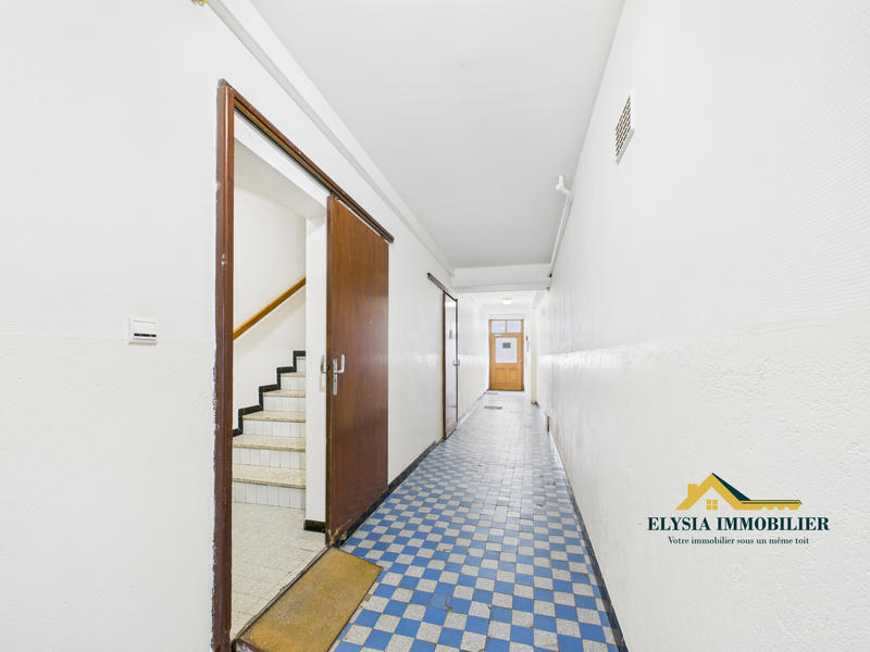 Appartement - 100 m² - 4 pièces