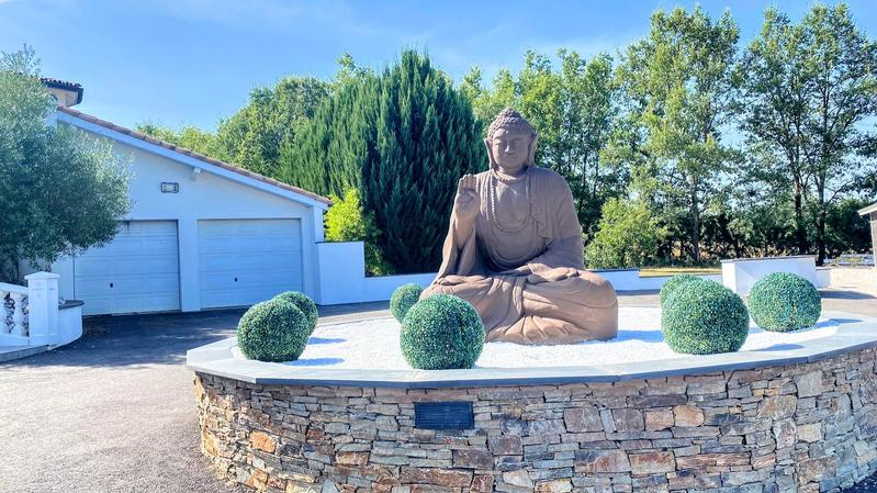 Propriété - 245 m² - 7 pièces