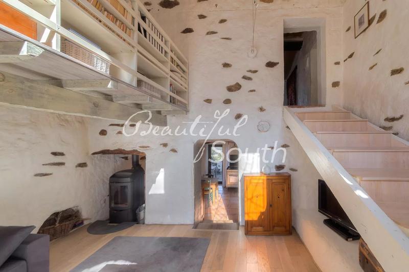 Mas - 160 m² - 7 pièces