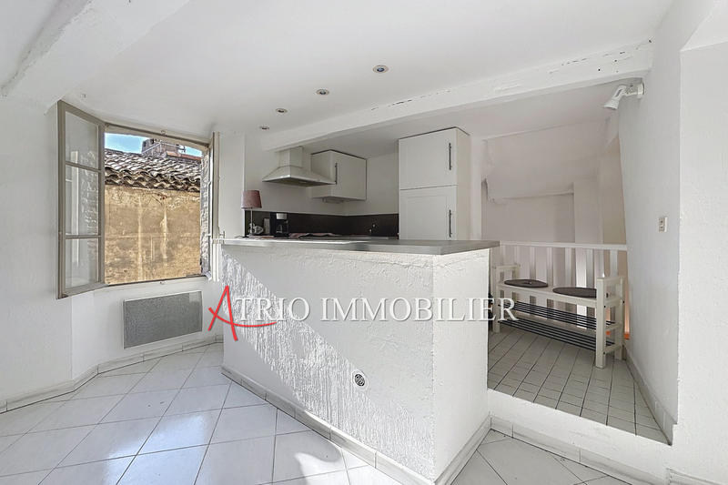 Appartement - 75 m² - 3 pièces