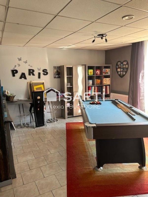 Maison - 236 m² - 7 pièces