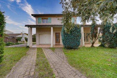 Maison - 121 m² - 5 pièces