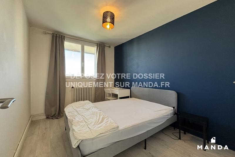 Chambre - 9 m² - 4 pièces