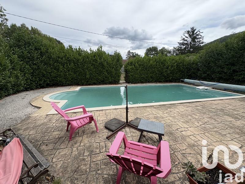 Maison - 143 m² - 6 pièces