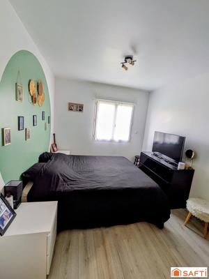 Maison - 93 m² - 4 pièces