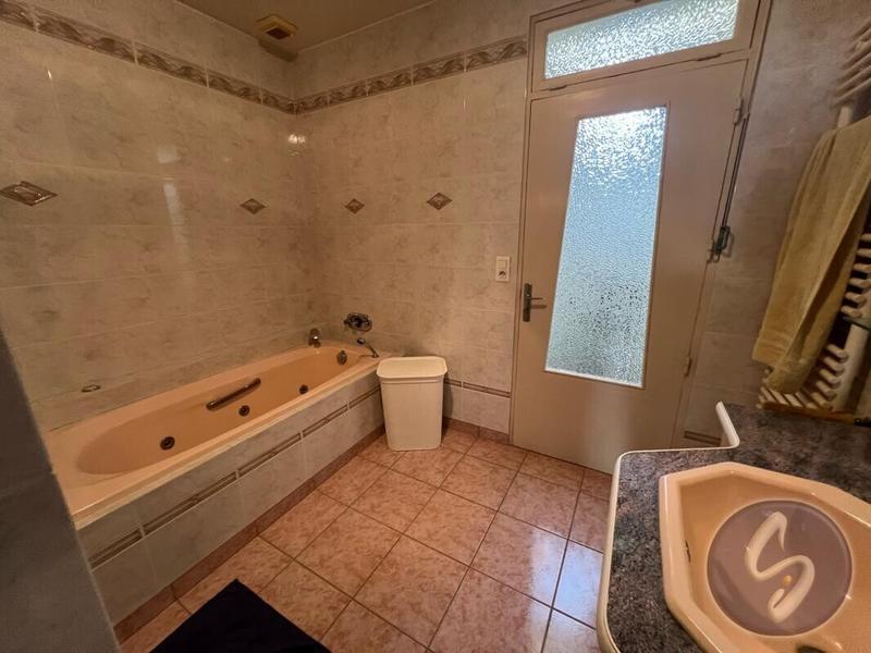 Maison - 142 m² - 5 pièces