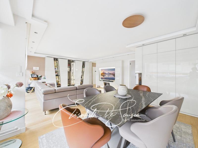 Appartement - 93 m² - 4 pièces