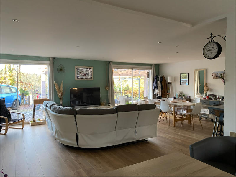 Maison - 140 m² - 6 pièces