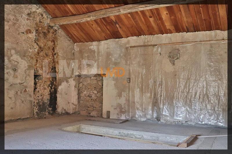 Maison en pierre - 140 m² - 5 pièces