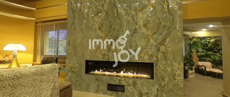 Villa - 268 m² - 7 pièces