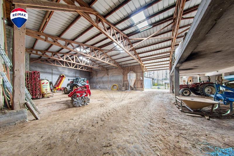 Maison - 179 m² - 9 pièces