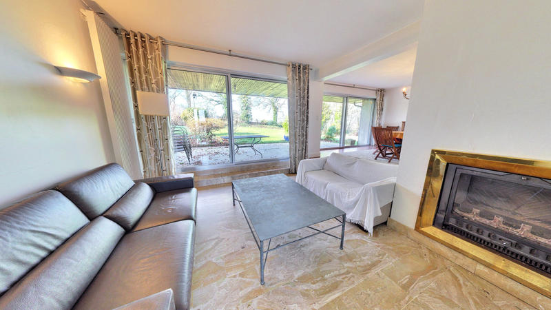 Maison - 178 m² - 9 pièces