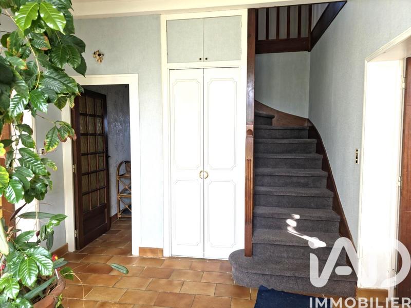 Maison - 200 m² - 7 pièces