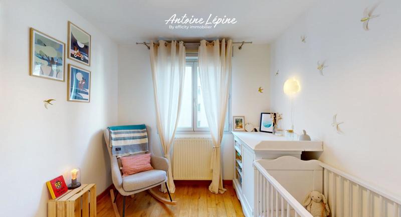 Appartement - 85 m² - 4 pièces