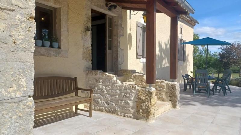 Propriété - 161 m² - 6 pièces