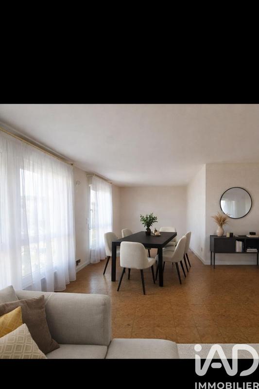 Appartement - 82 m² - 4 pièces