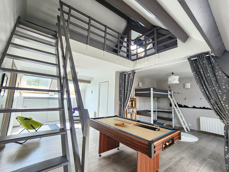 Maison - 162 m² - 6 pièces